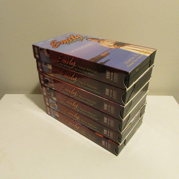 VHS Tapes - Emily of New Moon, Complete Season 1 - Picture 6 of 12